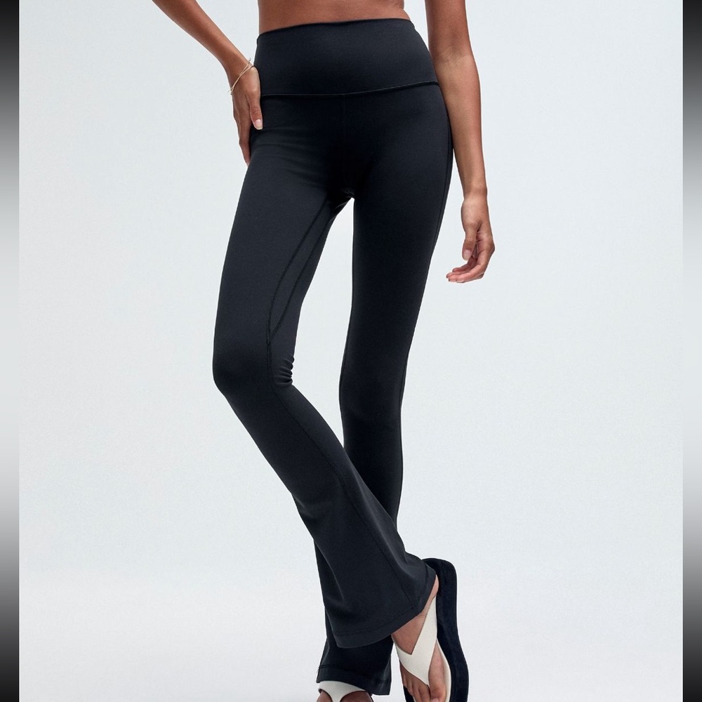 Lululemon Align Mini Flare BRAND NEW